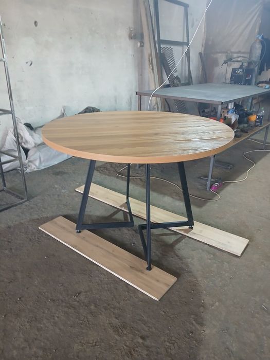 Лофт стеллаж сотилади