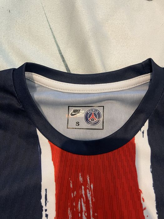 Tricou PSG-Kvaratskhelia