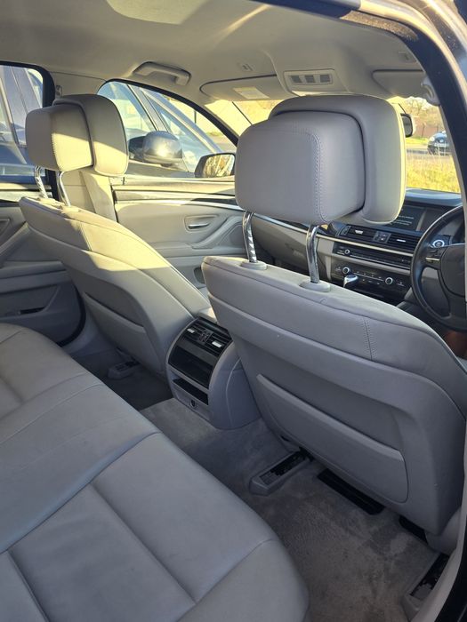 Vând Bmw 520 SE 2011