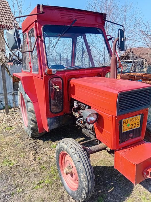 Tractor Universal U453 – 53 CP – gata de muncă