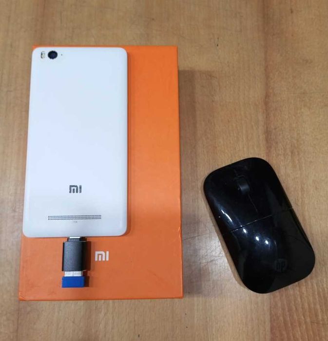 Телефон Xiaomi Mi 4c