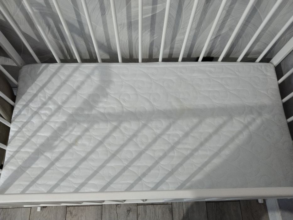 Продам детскую кроватку.