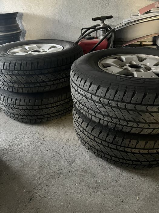 Джанти с гуми Mitsubishi Pajero