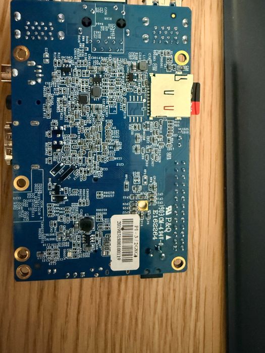 Мини-компютърът Orange Pi 3 2GBram 8GB emmc