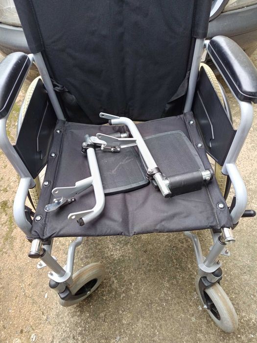 Рингова инвалидна количка