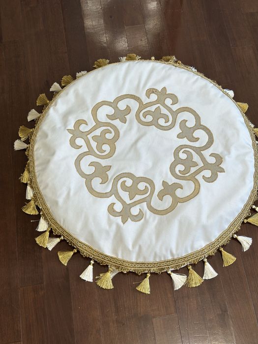 Продам подушку на Сырға салу