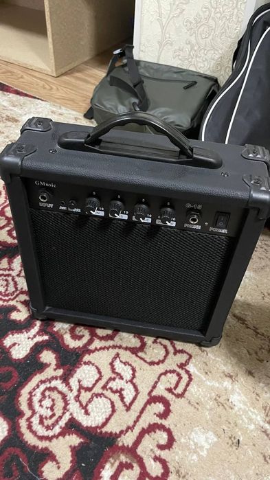 Акустическая гитара