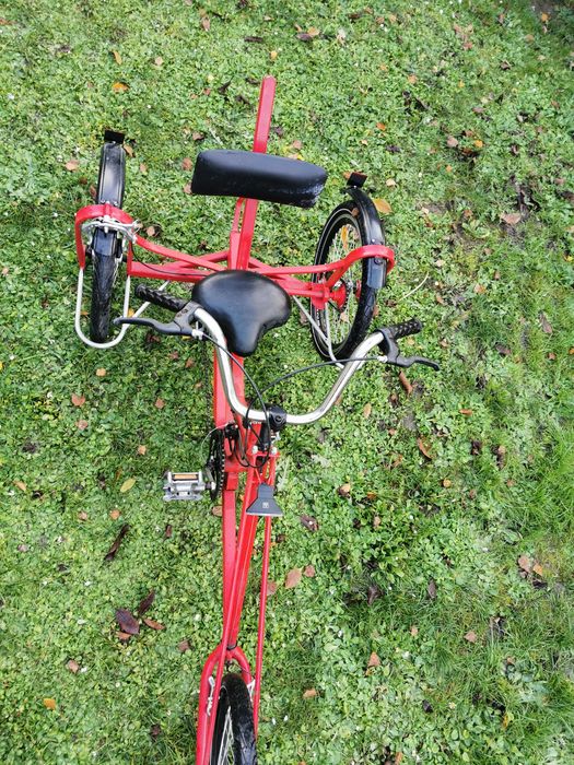 Tricicleta cu pedale tip chopper