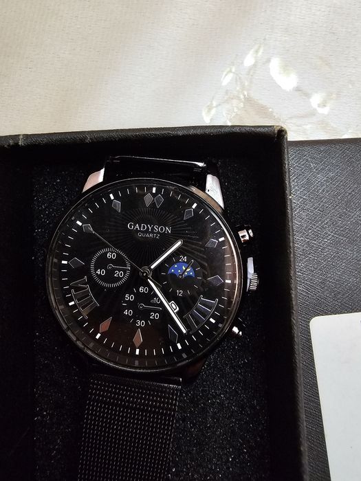 Часы орегинальныи