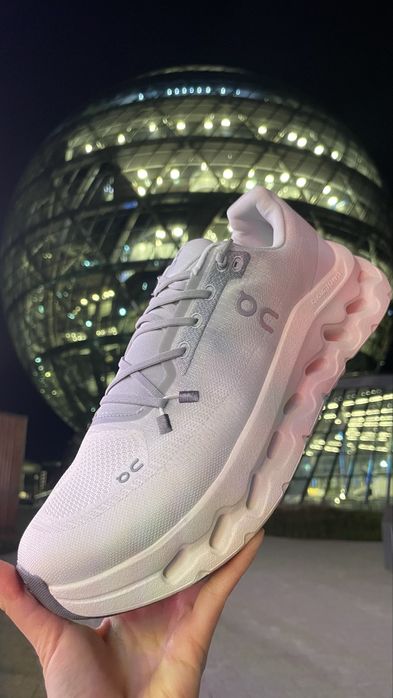 Кроссовки On cloud