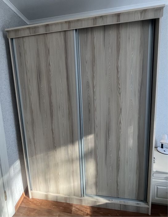 Продам шкаф купе