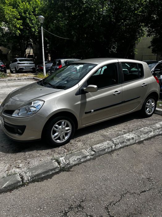 Vând Renaul Clio 3