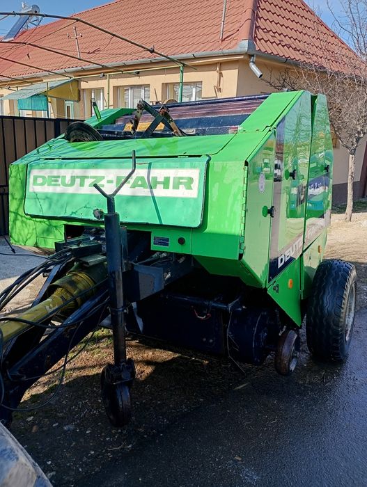 Presă baloți rotunzi Deutz Fahr GP 230 nu Welger RP 12