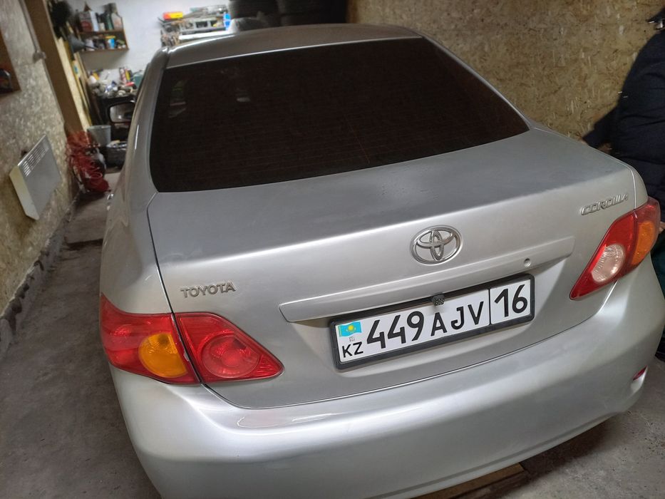 Продам таету каролу 2007г