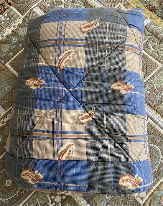 Продам подушки и одеяло пуховые