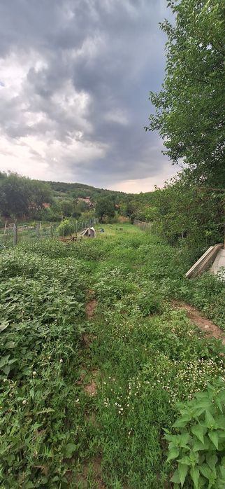 Casa + teren de vanzare in Sat Sangatin