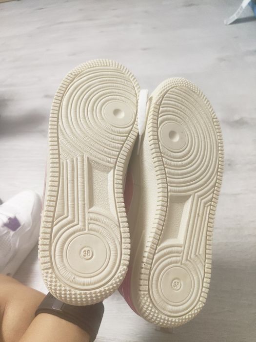 Vând  Nike air force