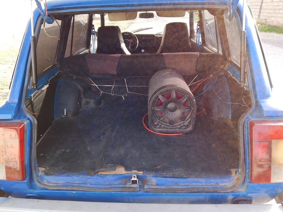 Продаю ваз 21043