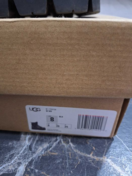 Боти UGG, размер 39