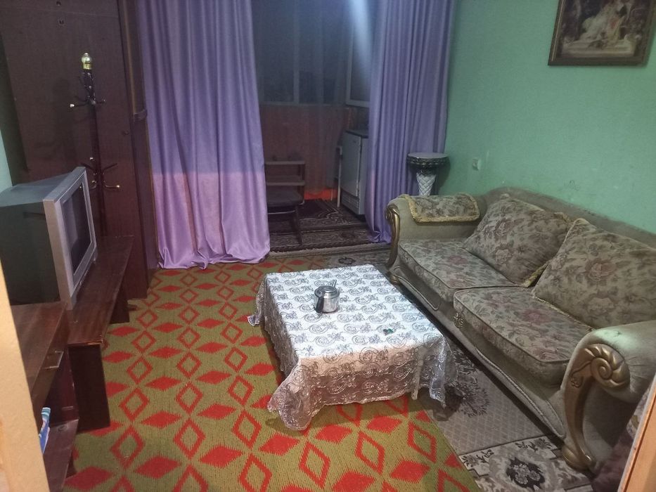 Сдаётся 1/3/4 в бывшем общежитие. М.Горький. буз базар