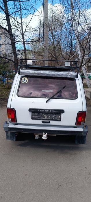 Нива  5 дверей ваз 21310