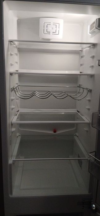 Vand frigider incorporabil Ikea Tinad