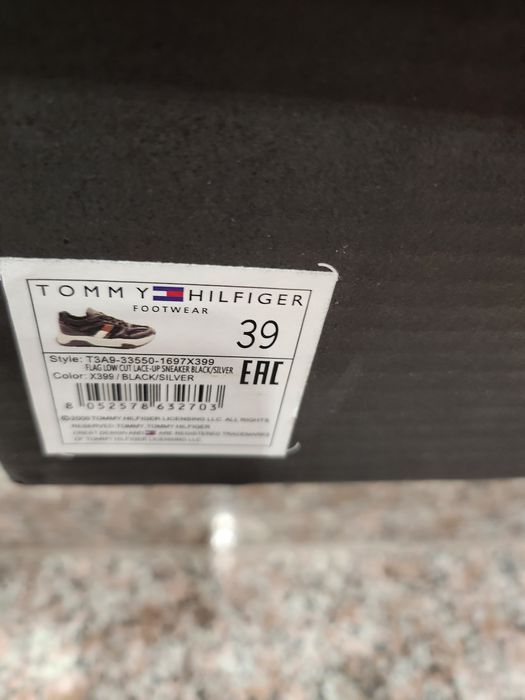 Обувки Tommy Hilfiger номер 39