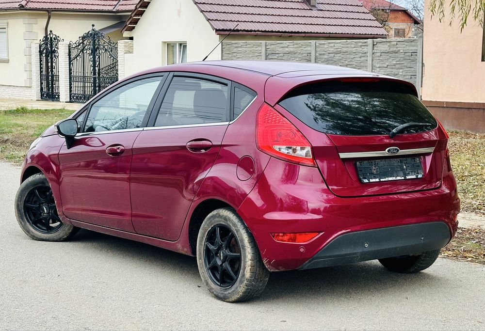 Ford Fiesta Titanium Individual