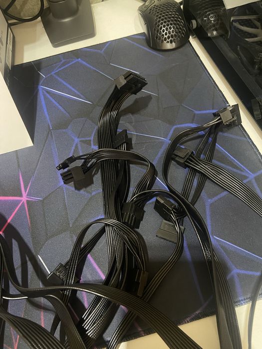 Блок питания aigo AT650w 80bronze