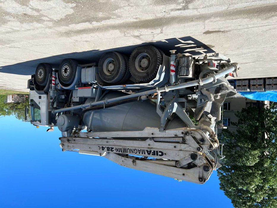 Autobetoniera pompa de betoane Iveco EuroTrakker motor defect!!!