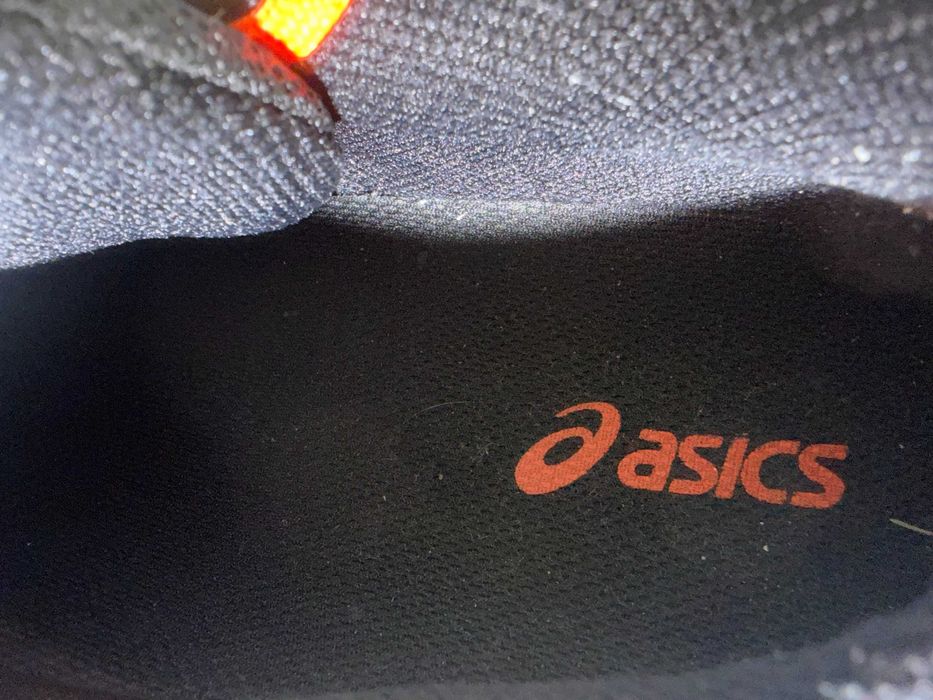 Asics ''Gel-Fastball 3''оригинални маратонки 44 номер