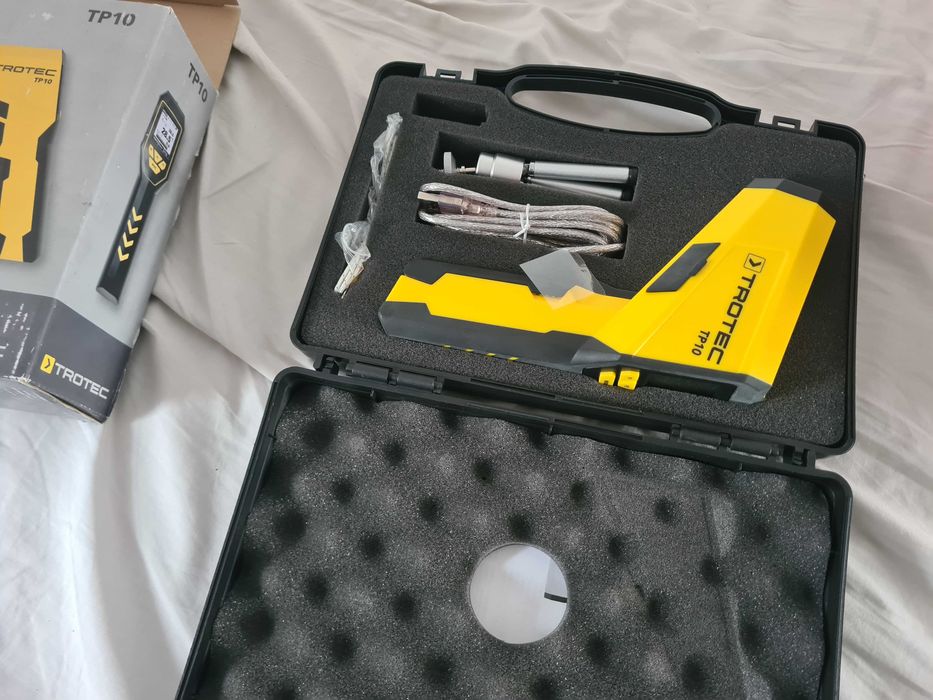 Pirometru Profesional TROTEC TP10, Dual laser