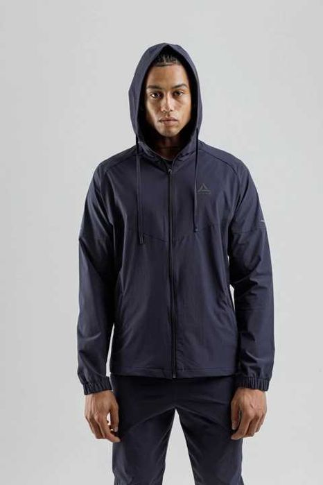 Продава се разработен онлайн магазин за спортни дрехи – 10 000 лв.