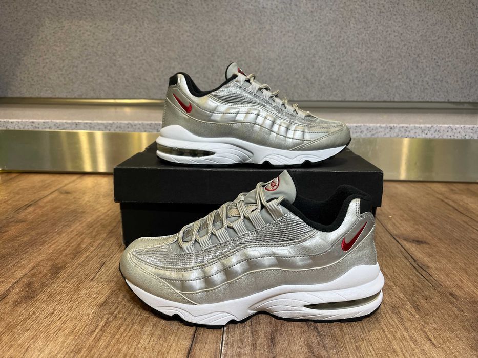ОРИГИНАЛНИ *** Nike Air Max 95 QS GS / 'Silver Bullet' metallic silver
