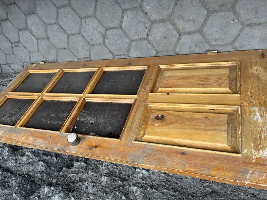 Двери деревянные