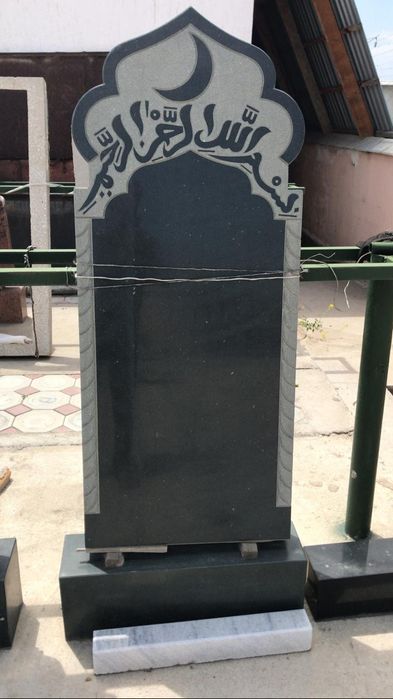 Памятники оградки