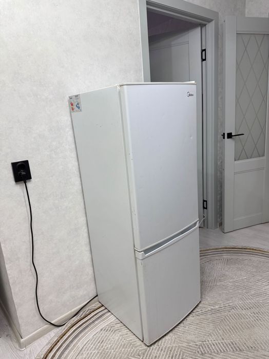 Холодильник в хорошем состоянии