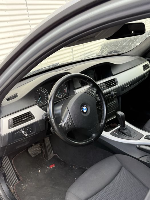 Vand BMW seria 3 facelift