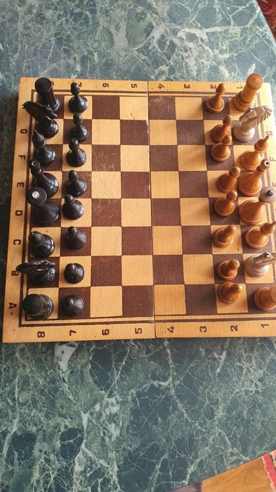 Продам Шахматы в отличном состоянии. Смотрите фото и звоните по телеф.