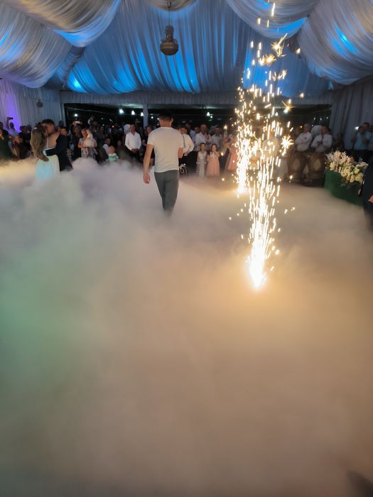 Fum greu / artificii pentru dansul mirilor / Audio Guestbook