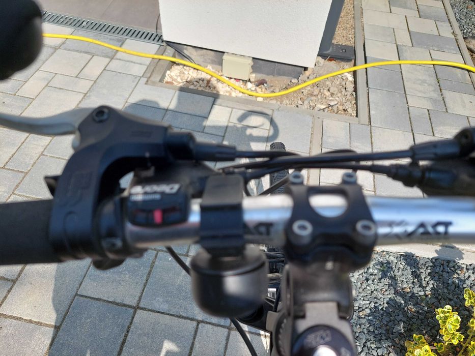 Vand bicicleta KTM; 700 65C; 3x9 viteze; frane hidraulice; cadru Al