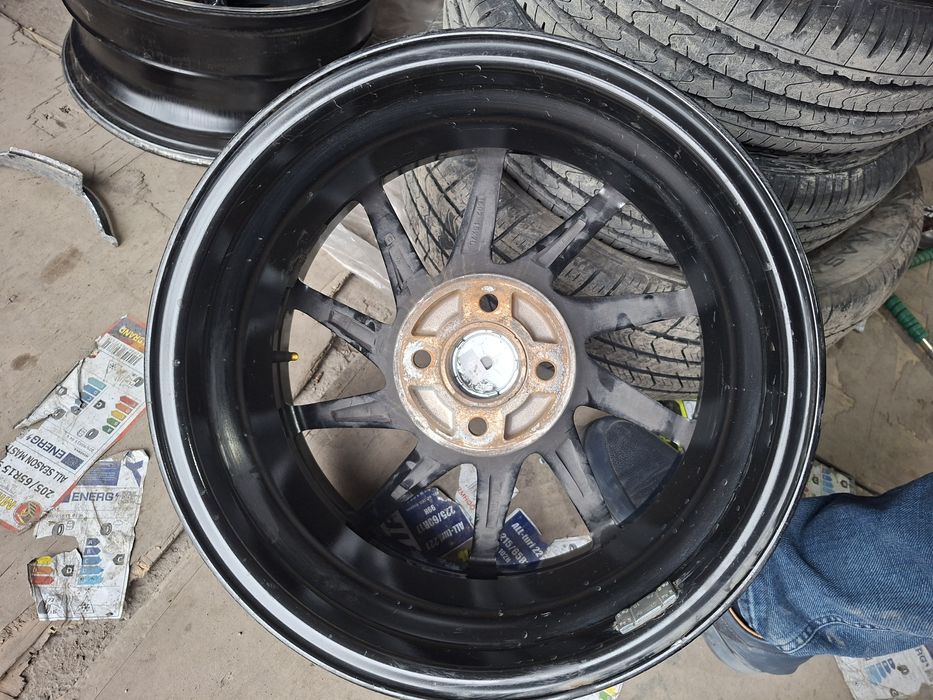 Vossen sakka diska donaga sotiladi 4x100=15