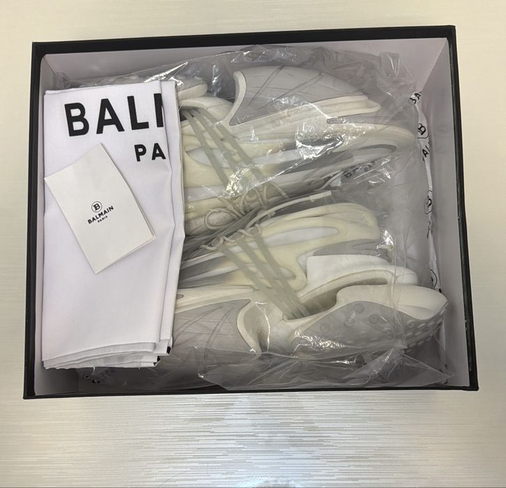 Balmain Unicorn White