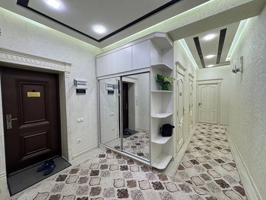 Паркенский 100м2 4/3/8 НОВОСТРОЙКА-ЖК "МЕРОС”Все Раздельно Евро Ремонт