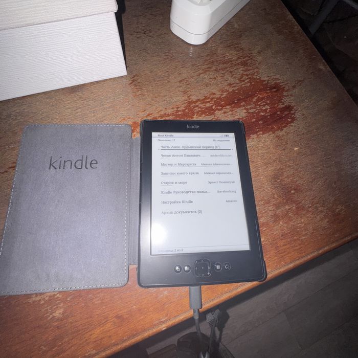Amazon Kindle  d01100 6 дюймов Wi-Fi