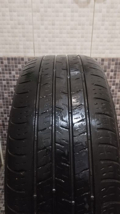 Шины продам 4 штук