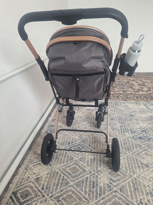 Продаётся детская коляска