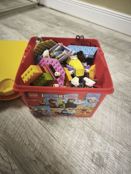 Lego City, Lego Friends, Lego Creator