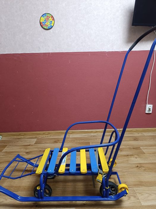 Продам санки с колесами