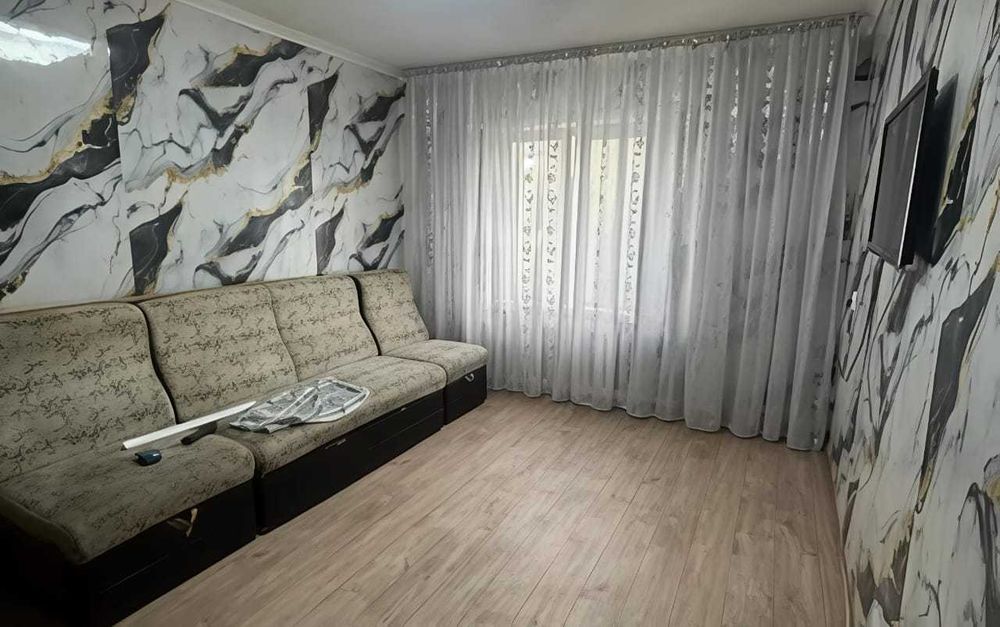 продам 2 комнатную квартиру